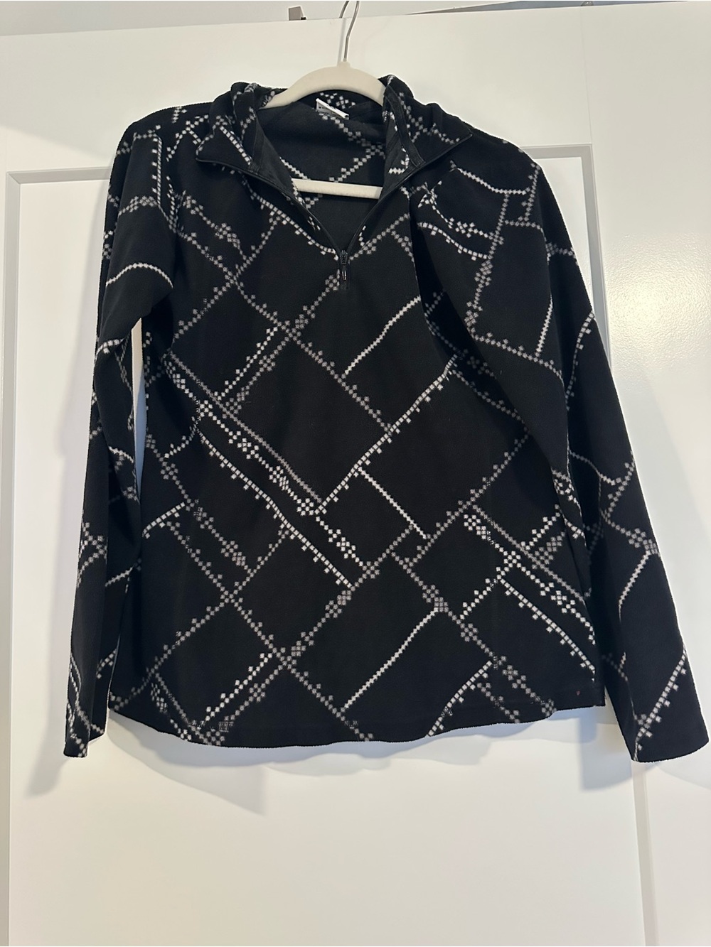 Columbia Black Quarter-Zip Pullover with White Geometric Print